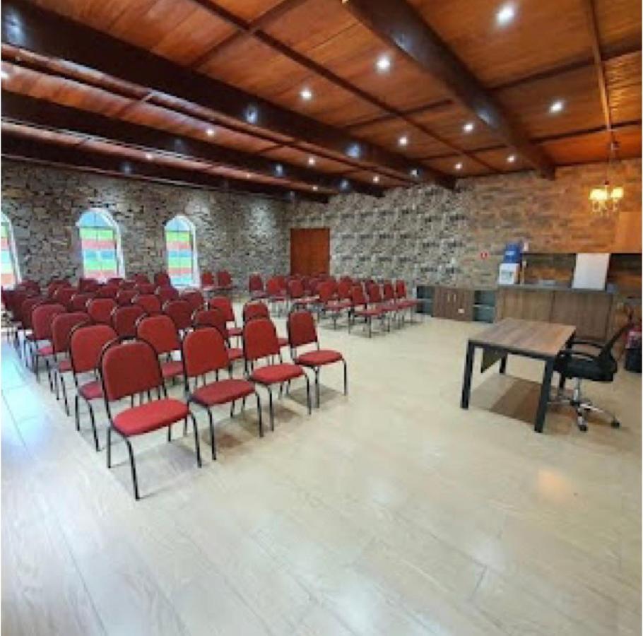 Vila Suica 1818 Quarto Hotel Нова-Фрибурго Екстериор снимка